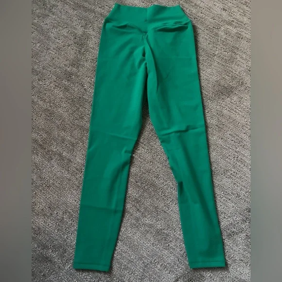 NWT P'tula High-Waist Sierra Green Leggings - Picture 2 of 5